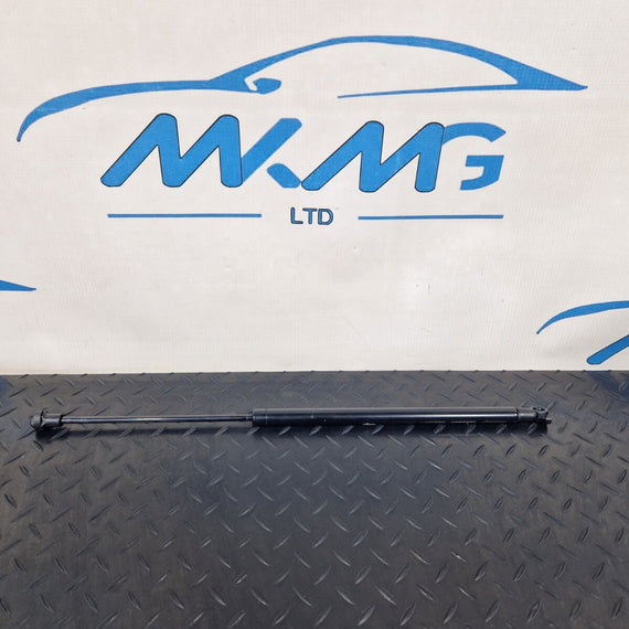 16-19 AUDI A4 B9 REAR BOOT LID STRUT 8W5827919