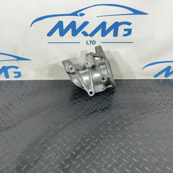 18-ON MERCEDES BENZ A CLASS W177 ENGINE BEARING BRACKET SUPPORT A6542200031