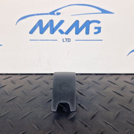 16-19 AUDI A4 B9 SALOON GENUINE ISOFIX SLOT TRIM INSERT BLACK 8W0887187