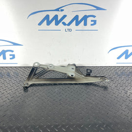 16-22 BMW X1 F48 GENUINE FRONT LEFT PASSENGER SIDE WING BRACKET 7329447