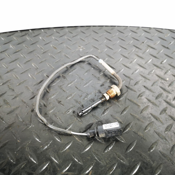 16-19 AUDI A4 B9 GENUINE V6 3.0TDI CSW EXHAUST TEMPERATURE SENSOR 4M0906088AD