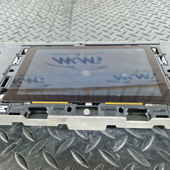 18-ON MERCEDES BENZ SPRINTER W907 W910 RADIO DISPLAY SCREEN A9079001703