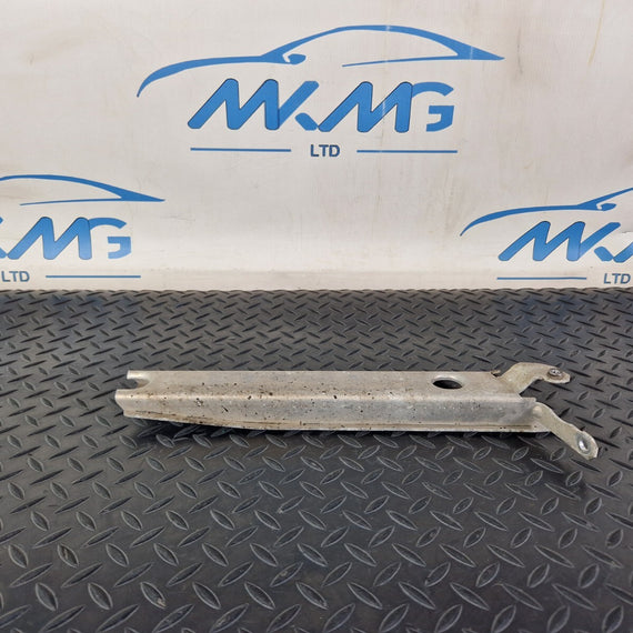 20-24 BMW 1 SERIES F40 F45 F46 RADIATOR MOUNT BRACKET 7325044