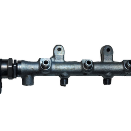 16-20 AUDI Q7 4M 3.0 TDI CRTC GENUINE FUEL RAIL WITH SENSOR 057130764AM