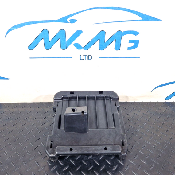 18-ON MERCEDES BENZ SPRINTER W907 ENGINE CONTROL UNIT MOUNT HOLDER A9075461800