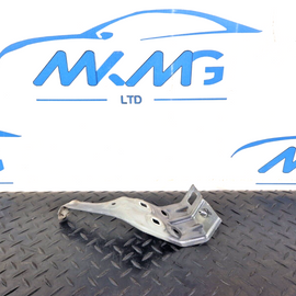 19-ON MERCEDES BENZ B CLASS W247 FRONT RIGHT FENDER FRONT BRACKET A2478810400