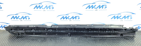 11-19 MERCEDES W166 RIGHT DRIVER SIDE SKIRT HOLDER BRACKET A1666900210 DAMAGED