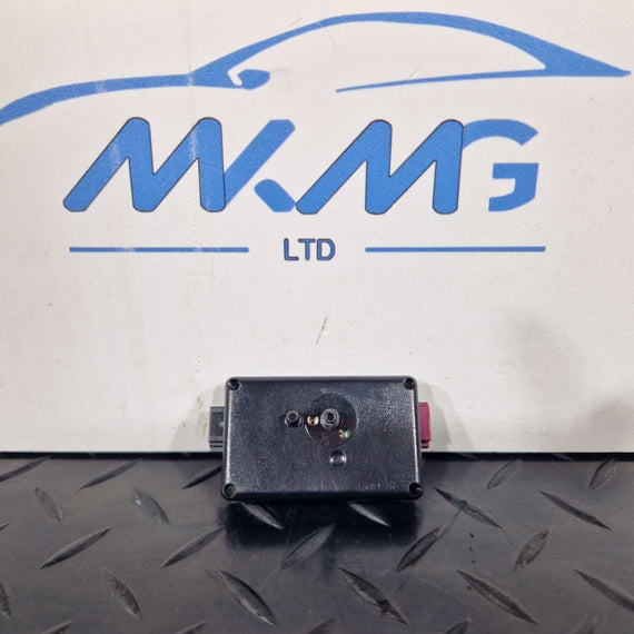 12-18 BMW 4 SERIES F36 ANTENNA AMPLIFIER MODULE 9231442