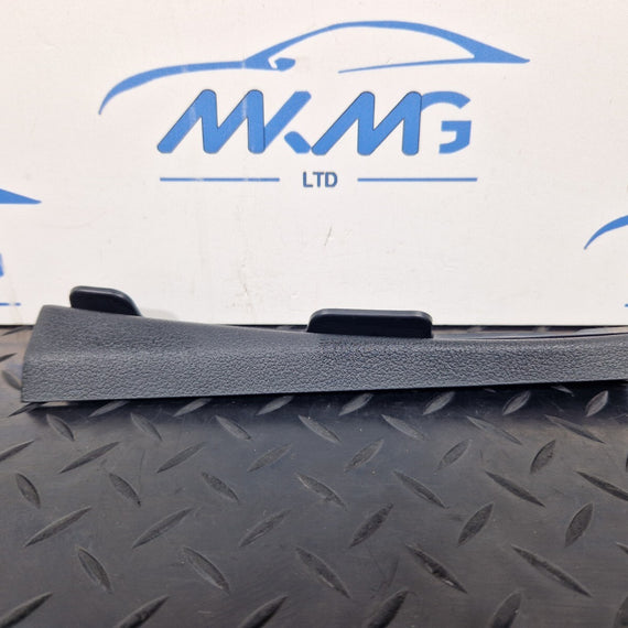 16-19 AUDI A4 B9 GENUINE RIGHT DRIVER SIDE A PILLAR BRACKET 8W0868204