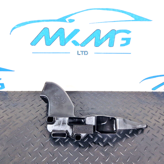 12-18 AUDI A6 C7 RIGHT FRONT FOOTWELL VENT AIR DUCTING OUTLET 4G2819152