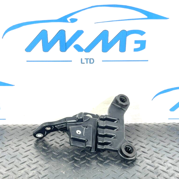 2019-ON  LAND ROVER DISCOVERY L550 AIR FILTER BOX MOUNTING BRACKET K8D2114B06A