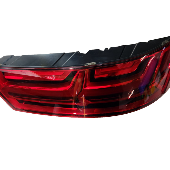 16-20 AUDI Q7 4M GENUINE REAR RIGHT O/S/R LED TAIL LIGHT 4M0945094E