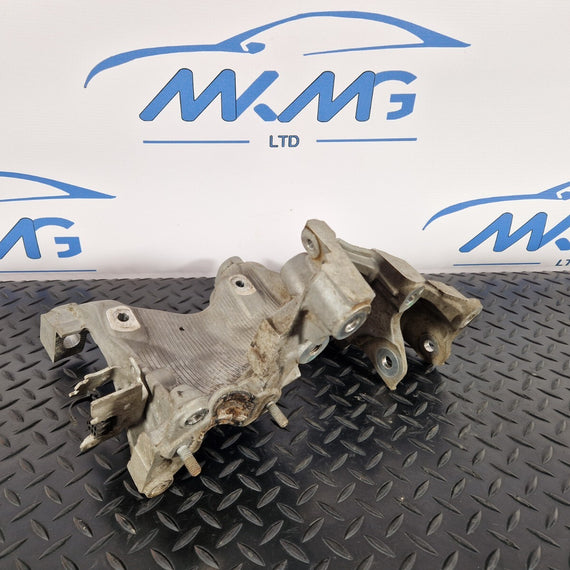 16-19 AUDI A4 B9 FRONT RIGHT O/S/F GENUINE SUBFRAME BRACKET 8W0399296E