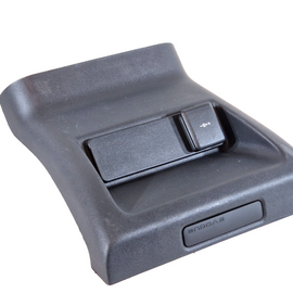 19-ON RANGE ROVER EVOQUE L551 GENUINE REAR CENTRE CONSOLE TRIM K8D2-04569-A