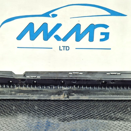 11-19 MERCEDES W166 RIGHT DRIVER SIDE SKIRT HOLDER BRACKET A1666900210