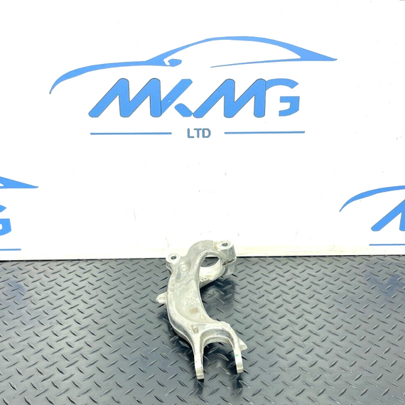 16-19 AUDI A4 B9 FRONT LEFT SIDE SUSPENSION STRUT BRACKET 8W0413037