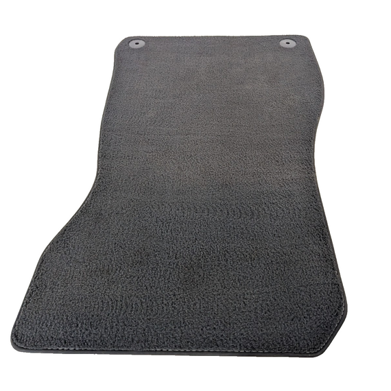 16-19 AUDI A4 B9 SALOON OEM PASSENGER SIDE FRONT FLOOR MAT 8W2863691 8W2863714