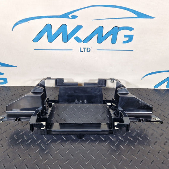 18-ON MERCEDES SPRINTER W907 DASHBOARD RADIO SURROUND TRIM FRAME A9108270600