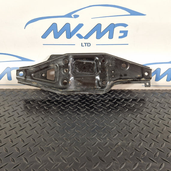 18-ON MERCEDES SPRINTER W907 FRONT BRACKET LEFT LOWER MOUNT PLATE A9076220700