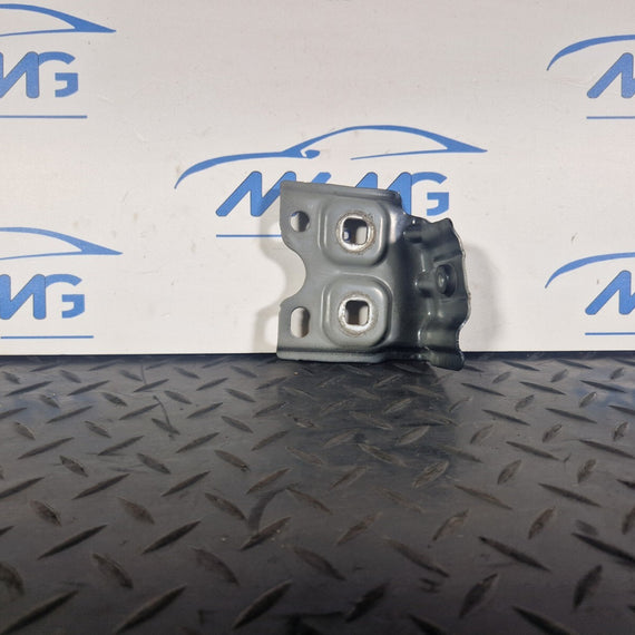 19-ON MERCEDES BENZ A CLASS EQ W177 RIGHT DRIVER SIDE WING BRACKET A1778802200