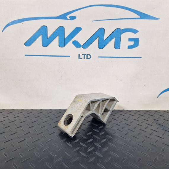 14-21 MERCEDES BENZ C200d W205 OEM FRONT LEFT COOLING RADIATOR SUPPORT BRACKET