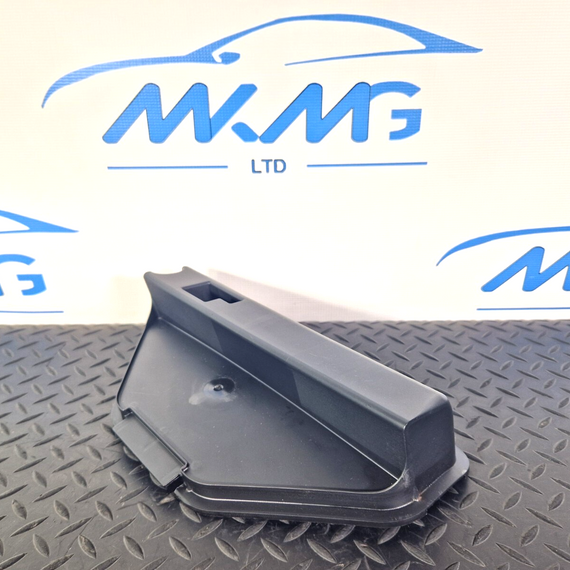 16-19 AUDI A4 B9 GENUINE OEM WARNING TRIANGLE MOUNT 8W5827569