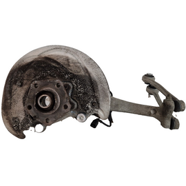 16-19 AUDI A4 B9 SPORT FRONT LEFT PASSENGER SIDE WHEEL HUB & BEARING 8W0615311E