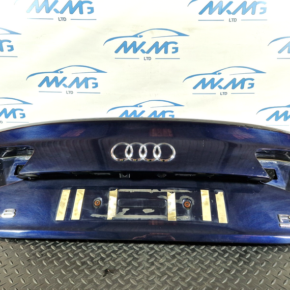 10-17 AUDI A8 4H SALOON GENUINE REAR TAILGATE / BOOTLID IN BLUE LZ5D
