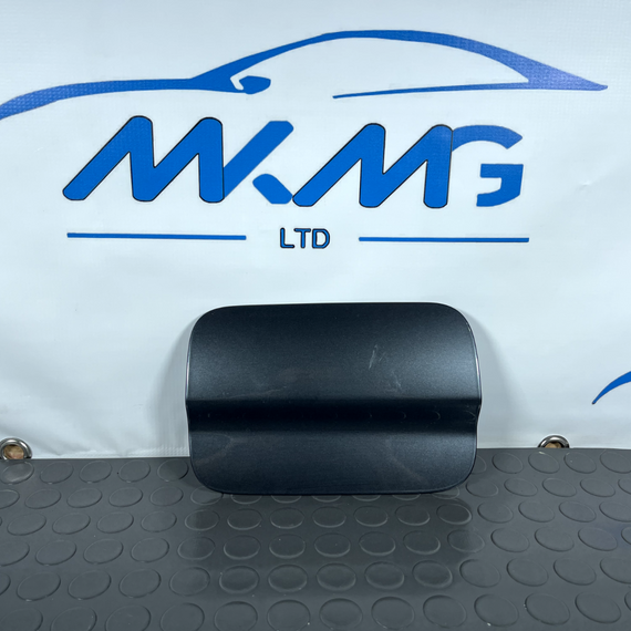 2017 BMW 4 SERIES F32 M-SPORT GENUINE FUEL DOOR IN GREY B39