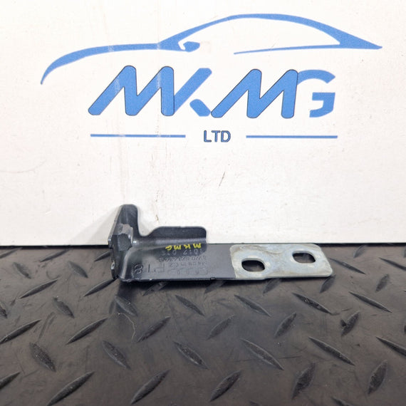 16-19 AUDI A4 B9 GENUINE FRONT DRIVER SIDE WING FENDER MOUNT BRACKET 8W0821434B