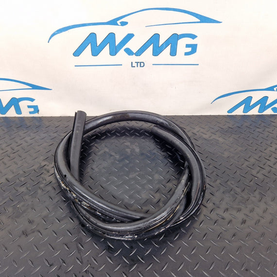 12-17 AUDI S5 CONVERTIBLE FRONT LOWER DOOR SEAL FITS LEFT & RIGHT 8F0831707B