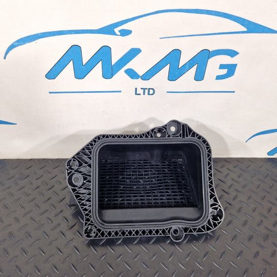 16-19 AUDI A4 B9 GENUINE OEM FRONT AIR INTAKE DUCT VENT 8W2819904A