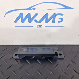 19-ON MERCEDES B CLASS W247 GENUINE KEYLESS GO ANTENNA A1679050901