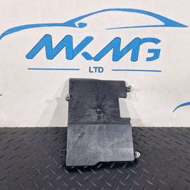 19-ON MERCEDES BENZ B CLASS W247 FUSE BOX RELAY TRIM COVER LID A2475457300