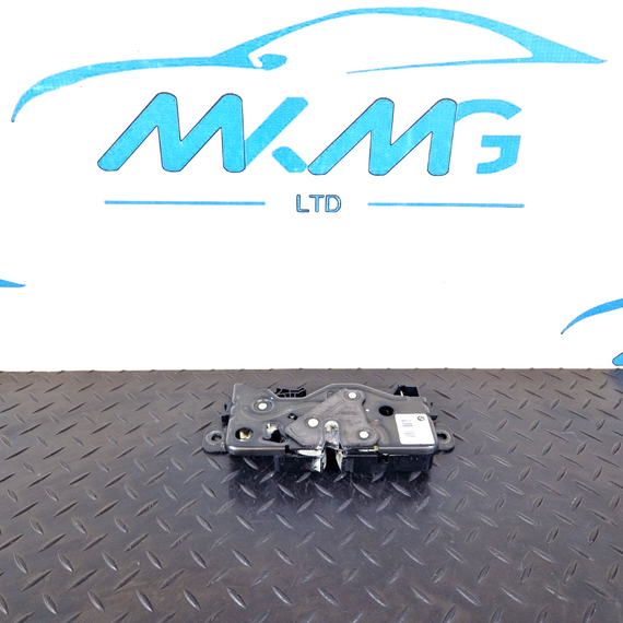 16-22 BMW X1 F48 OEM TAILGATE BOOT LID BOOT LOCK CATCH MECHANISM 7357112