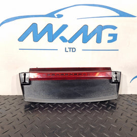 16-19 AUDI A4 B9 GENUINE OEM THIRD 3RD BRAKE LIGHT MIDDLE CENTRE TOP 8W5945097