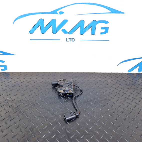 15-18 AUDI A7 4G GENUINE BONNET CATCH LATCH MECHANISM 4G0823509C