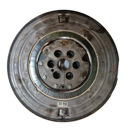 19-ON MERCEDES BENZ B CLASS W247 GENUINE FLYWHEEL A2820301400