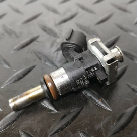 GENUINE VW 1.8 GTI DAJ PETROL ENGINE FUEL INJECTOR 06L906031A 