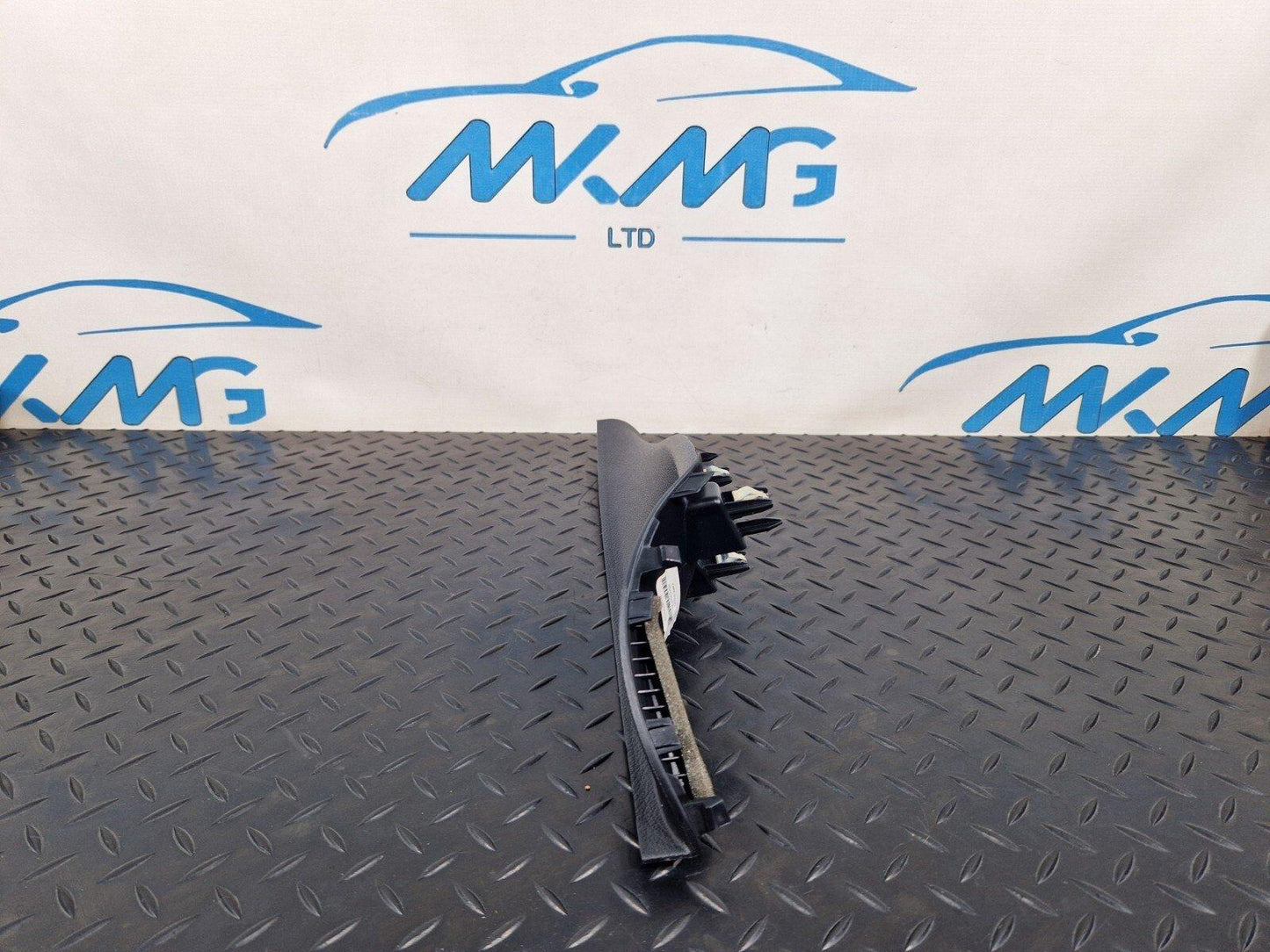 14-23 MERCEDES BENZ VITO W447 OEM FRONT RIGHT O/S DASHBOARD END TRIM COVER PANEL