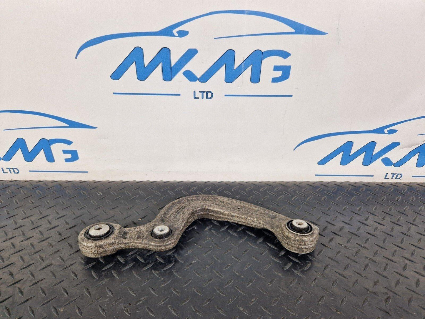 GENUINE AUDI A4 B9 A5 S5 F5 REAR LEFT OR RIGHT CONTROL ARM 8W0505361E