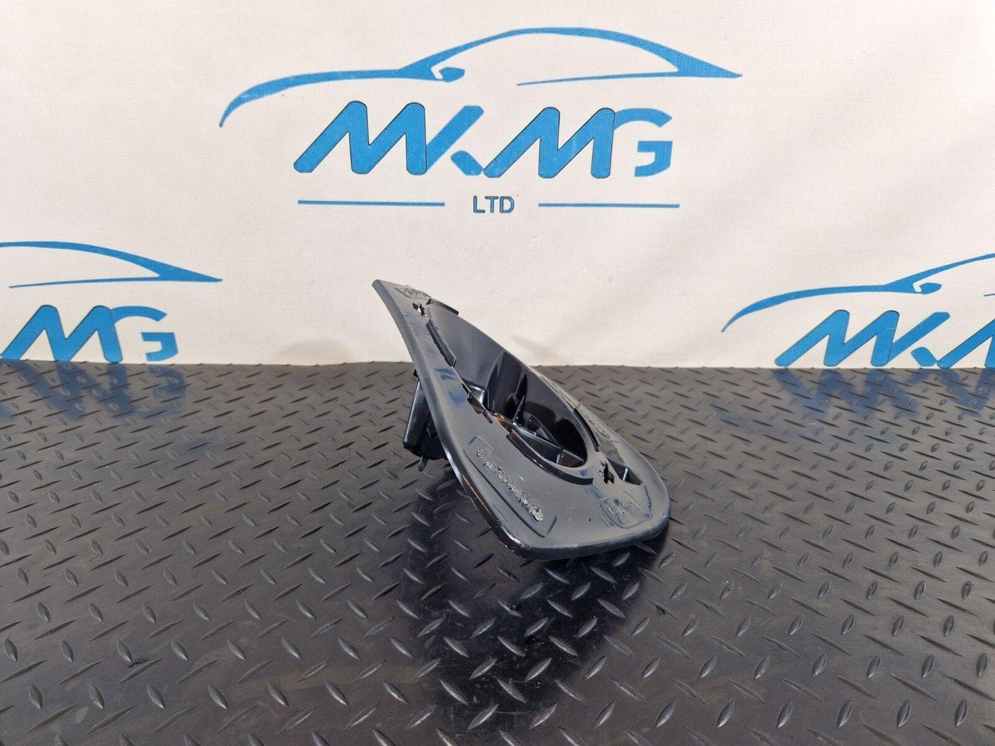 14-20 MERCEDES BENZ GLA X156 GENUINE OEM FRONT LEFT BUMPER BRACKET A1568855300