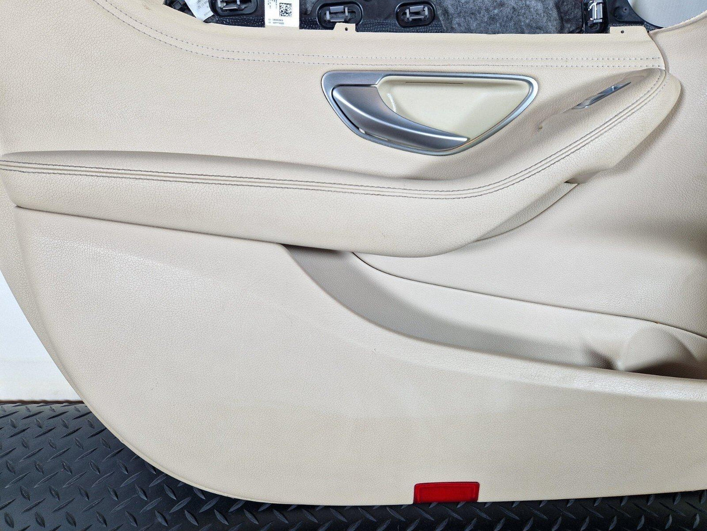 14-21 MERCEDES-BENZ C-CLASS W205 OEM FRONT PASSENGER SIDE N/S DOOR CARD PANEL
