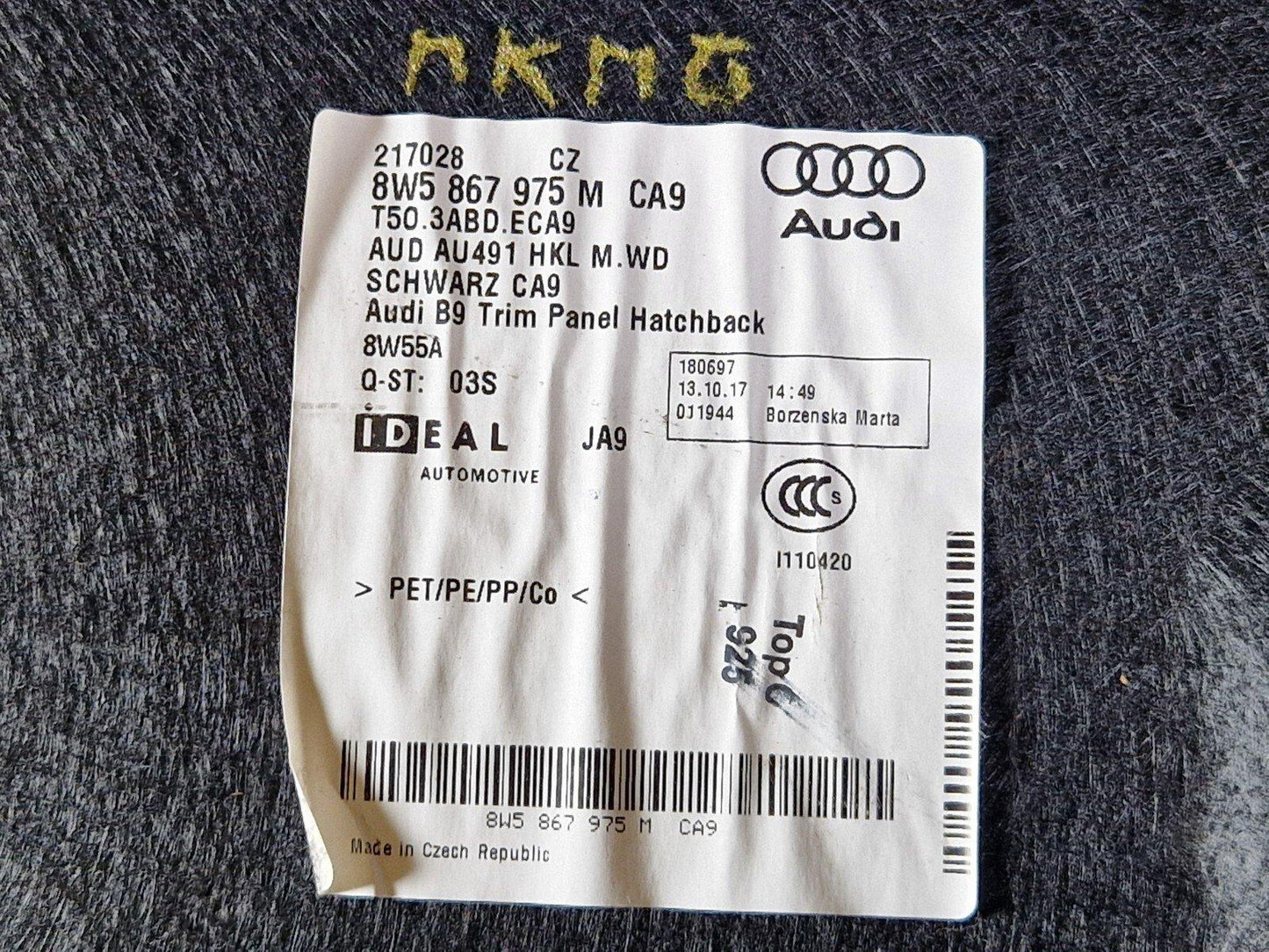 16-19 AUDI A4 B9 S-LINE GENUINE SALOON REAR BOOT LID CARPET COVER 8W5867975M