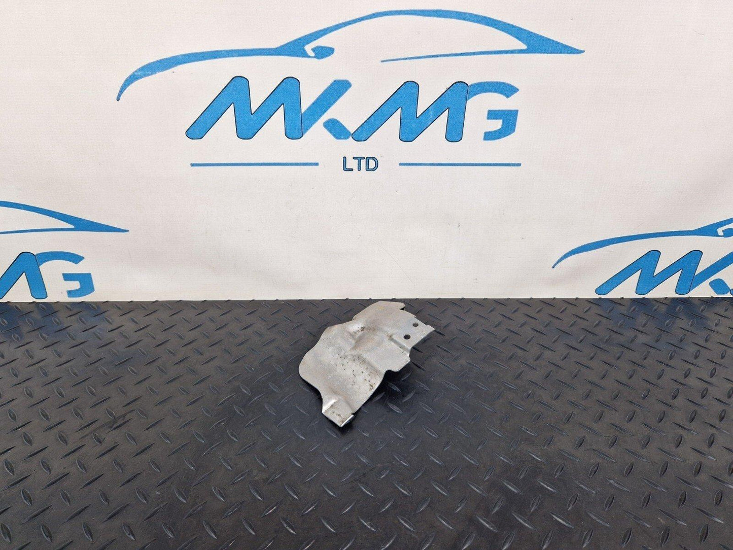 14-21 MERCEDES BENZ C220d W205 GENUINE OEM PROTECTIVE SHIELD PLATE A7252710600