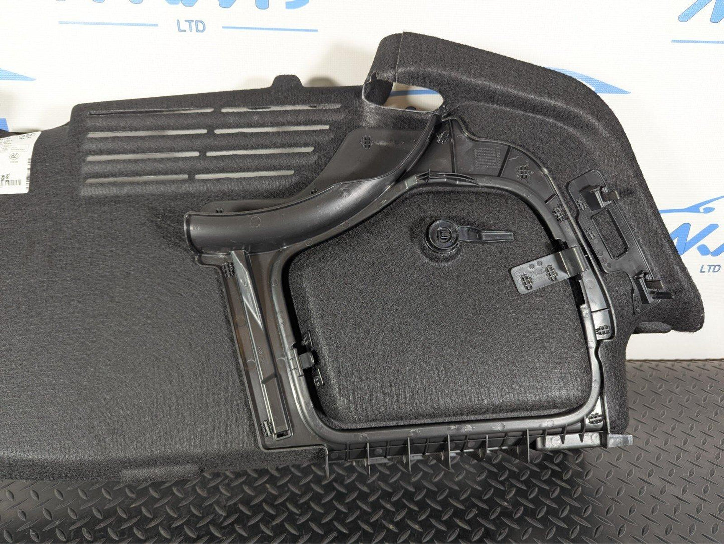 16-19 AUDI A4 B9 GENUINE REAR PASSENGER SIDE BOOT TRIM PANEL 8W5863879AA