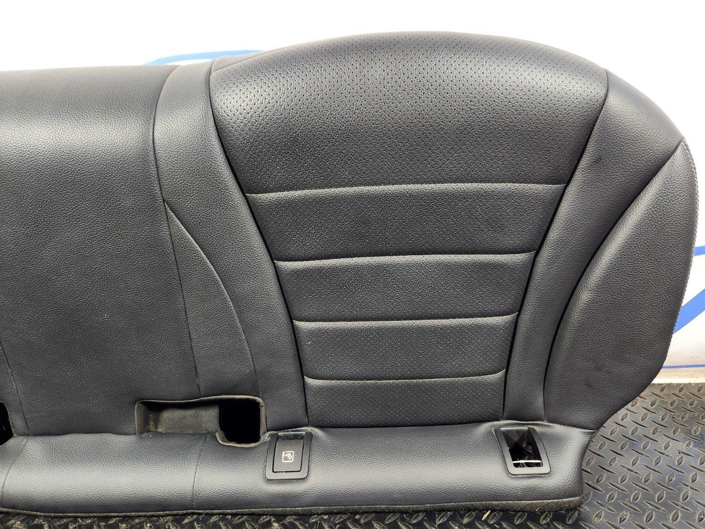 16-22 MERCEDES BENZ X253 GENUINE REAR SEAT BENCH CUSHION LOWER TRIM LEATHER
