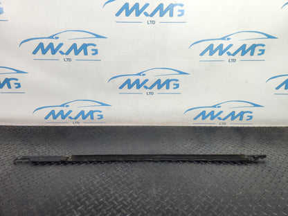 Land Rover Range Rover Evoque Front Right Outer Window Trim Strip K8D2201A38A