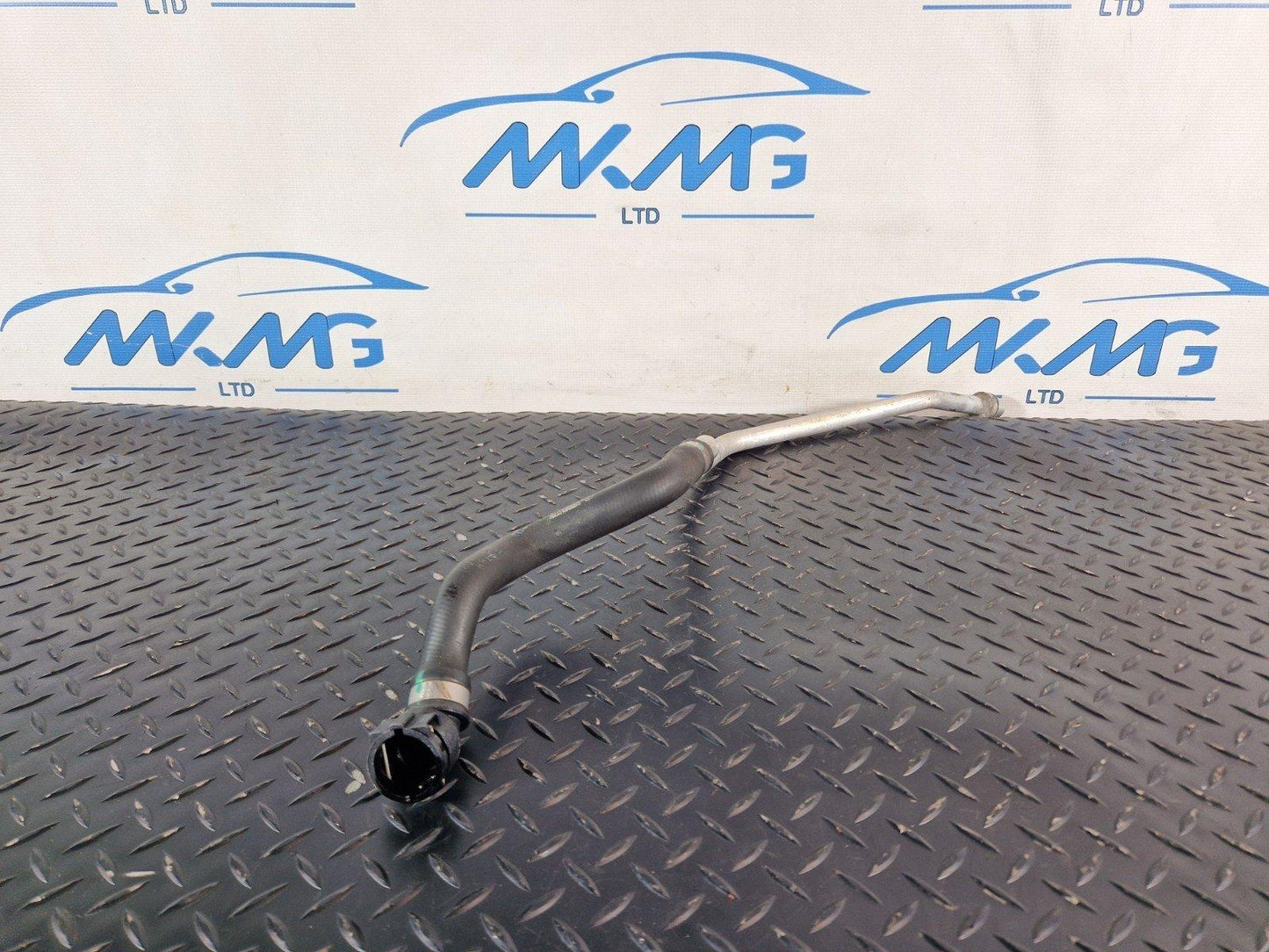 16-19 MERCEDES BENZ GLE W166 GENUINE LOWER RADIATOR COOLANT HOSE A1665009475