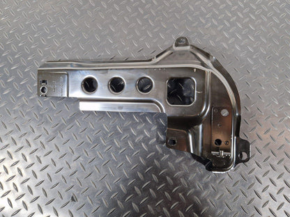 14-21 MERCEDES BENZ C200d W205 BOOT TRUNK FLOOR LEFT SUPPORT BRACKET A2056100102